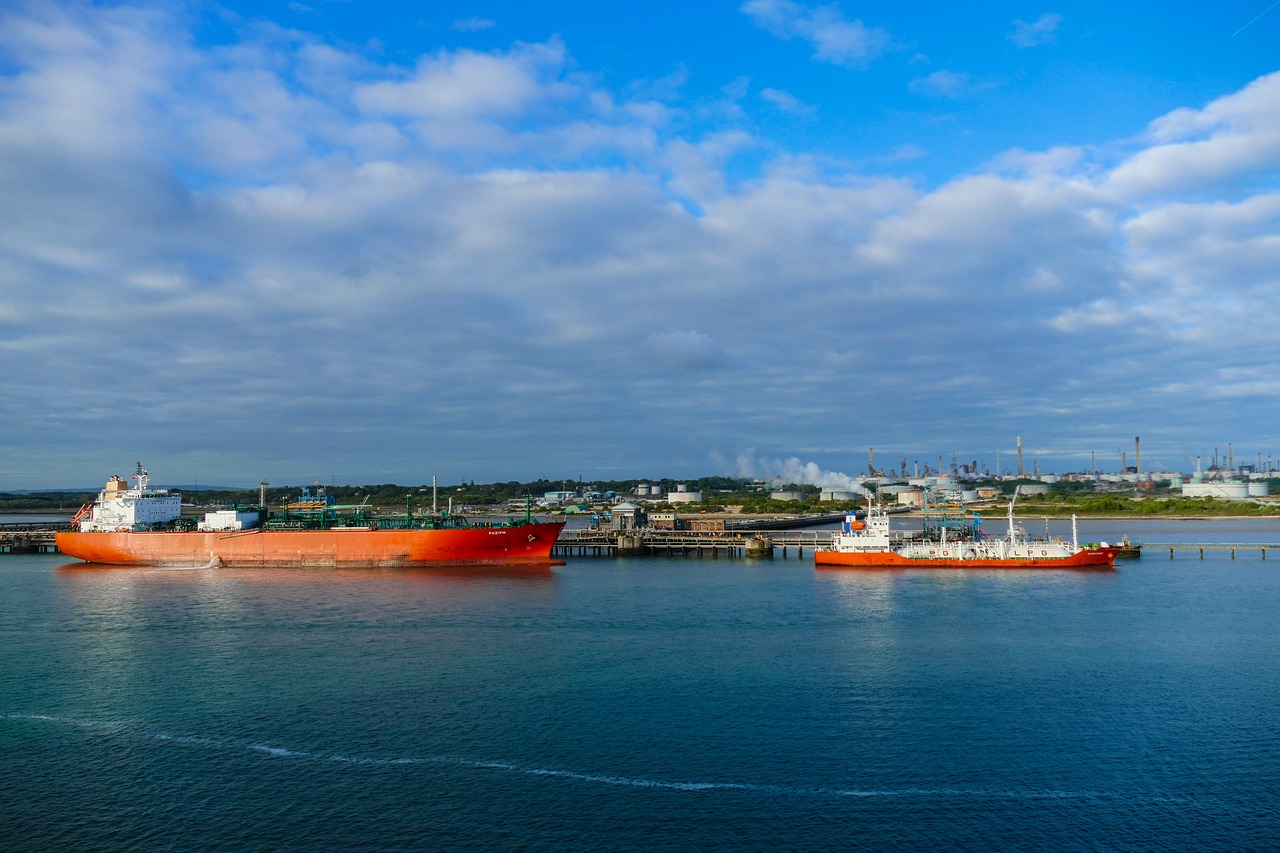Iran Conflict Updates: Strait of Hormuz Tanker Incidents and Trump Statements